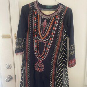 Navy Amira womens tunic with khaki pants